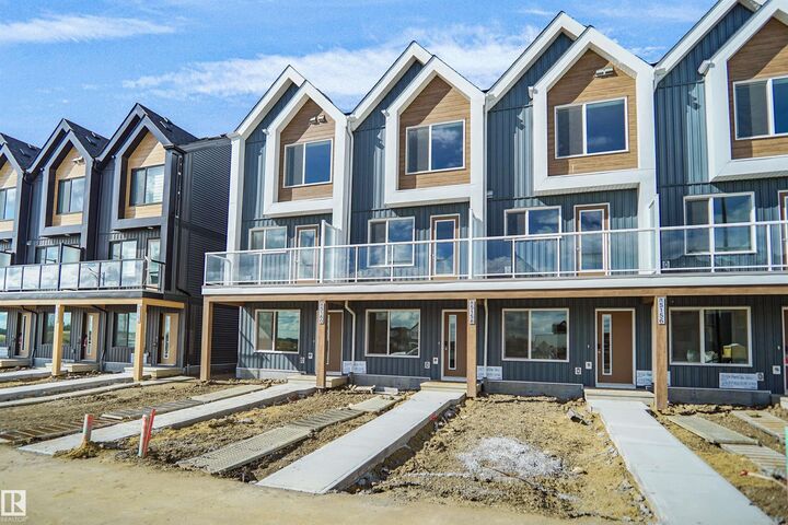 Property Photo:  5158 River's Edge Way NW  AB T6M 3B5 