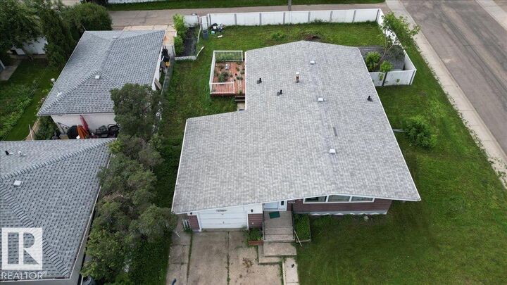Property Photo:  12919 135 Avenue NW  AB T5L 3X7 