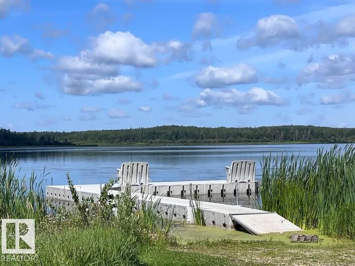 Property Photo:  209 4418 Hwy 633  AB T0E 0L0 