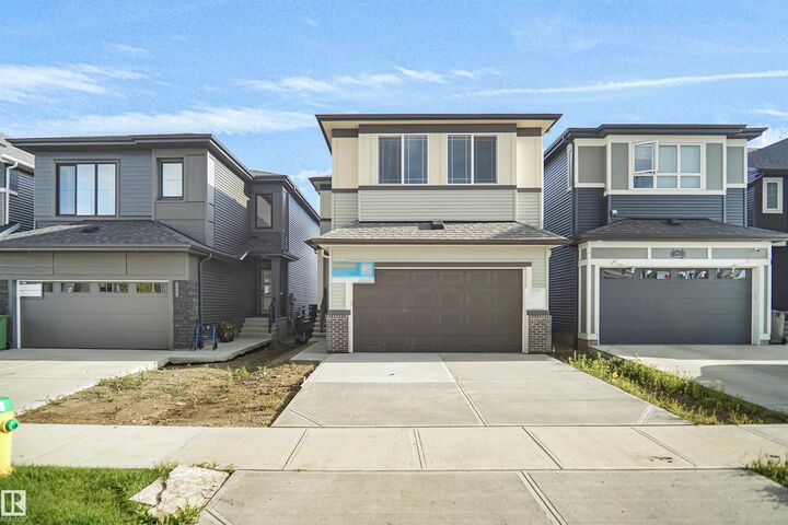 Property Photo: 7113 51 Avenue AB T4X 3E5