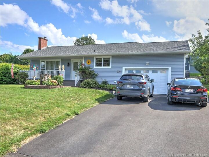 335 Macdonald Avenue — photo 1