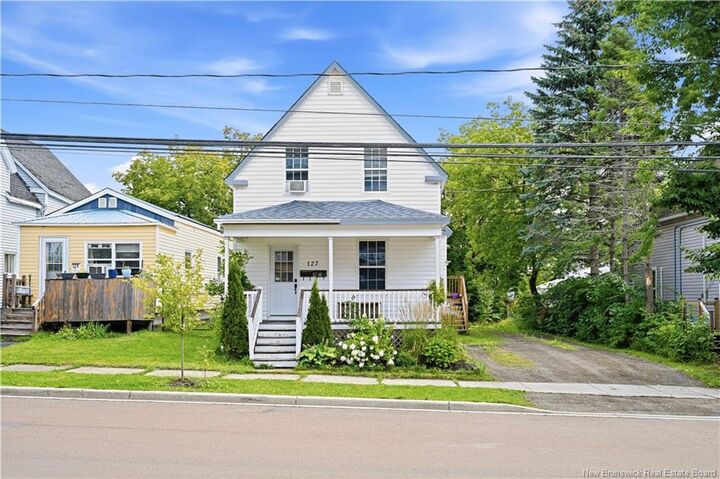 127 Cornhill Street A &Amp B — photo 1