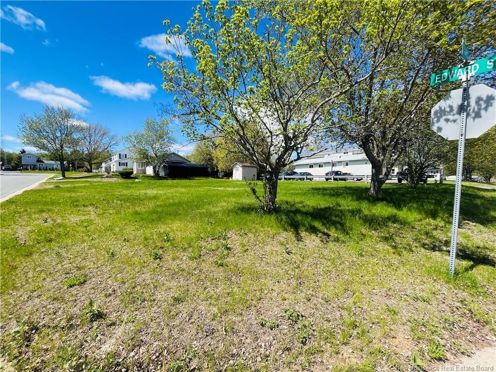 Property Photo:  390 Edward Street  NB E1V 2Z4 
