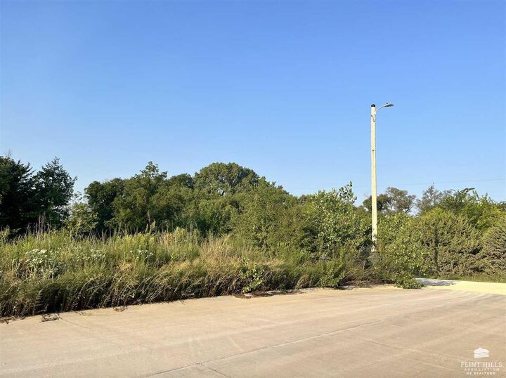 Property Photo: 4884 Nature Avenue KS 66502