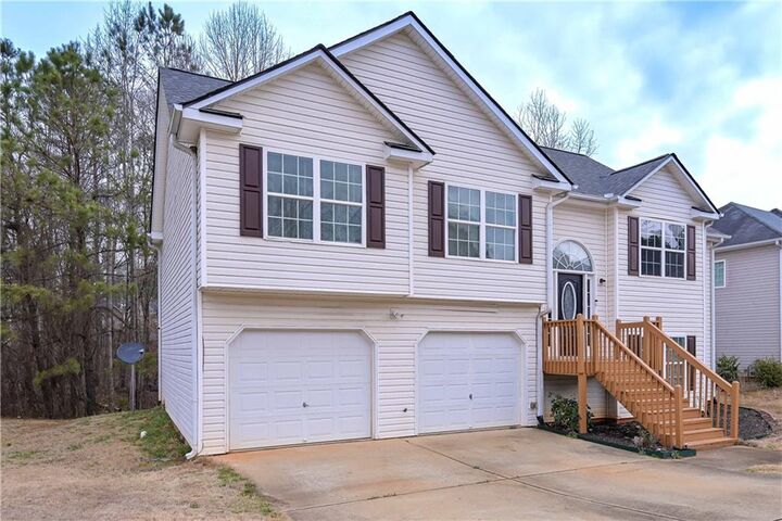 Property Photo:  113 Millwheel Drive  GA 30180 