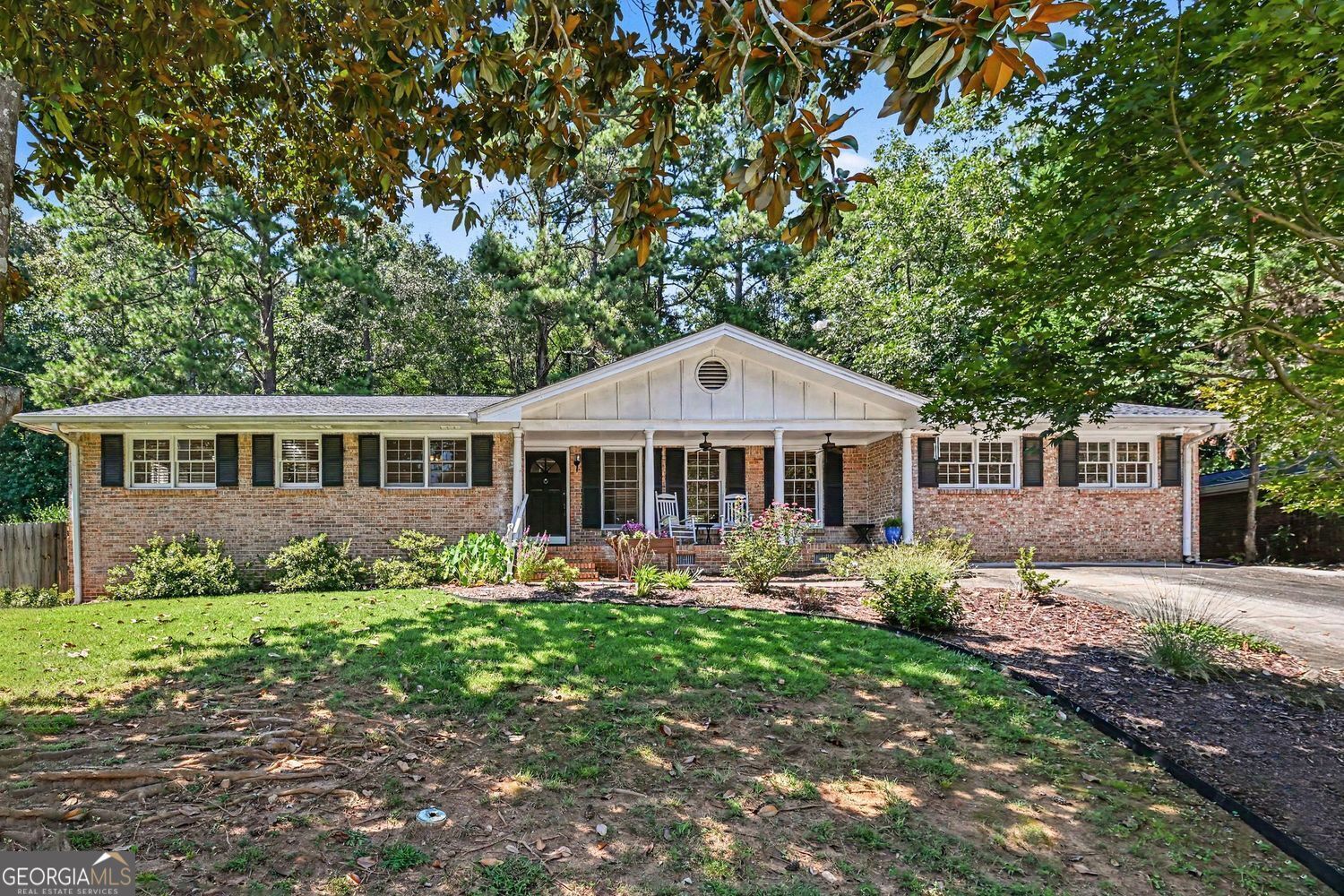 Property Photo: 2730 Millwood Court GA 30033