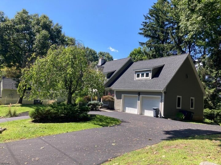 Property Photo:  73 Park Rd  NJ 07871 