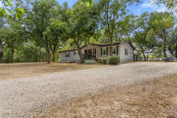 Property Photo:  19420 Cr 3411  TX 75758 
