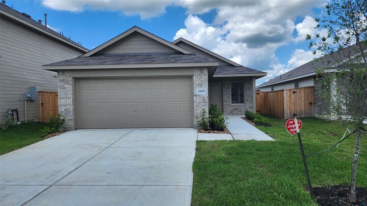 Property Photo: 18659 Cepagatti Dr TX 77357