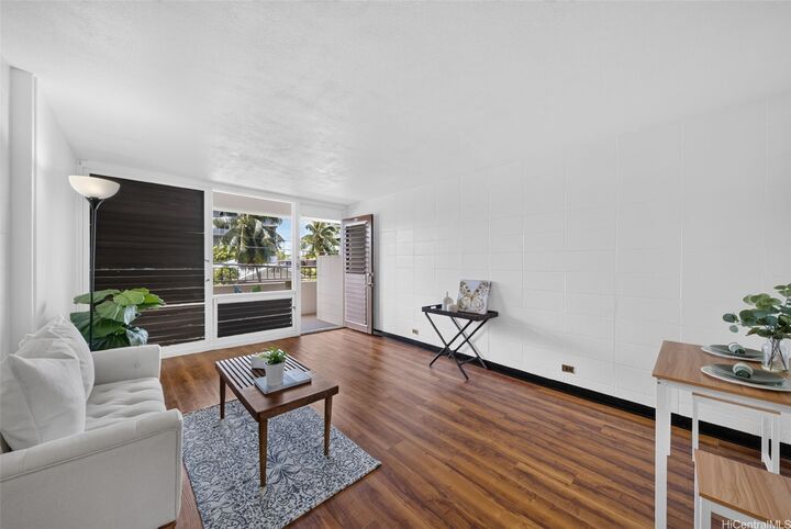 Property Photo:  1710 Makiki Street 302  HI 96822 