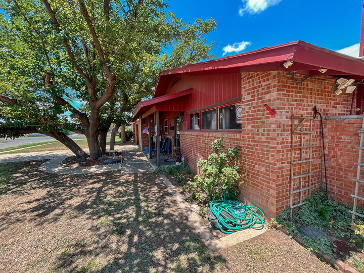 Property Photo:  4314 39th Street  TX 79413 