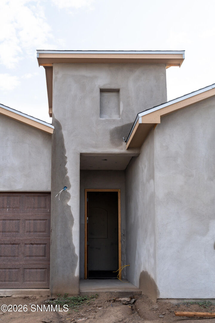 Property Photo:  4038 Lasso Loop  NM 88005 