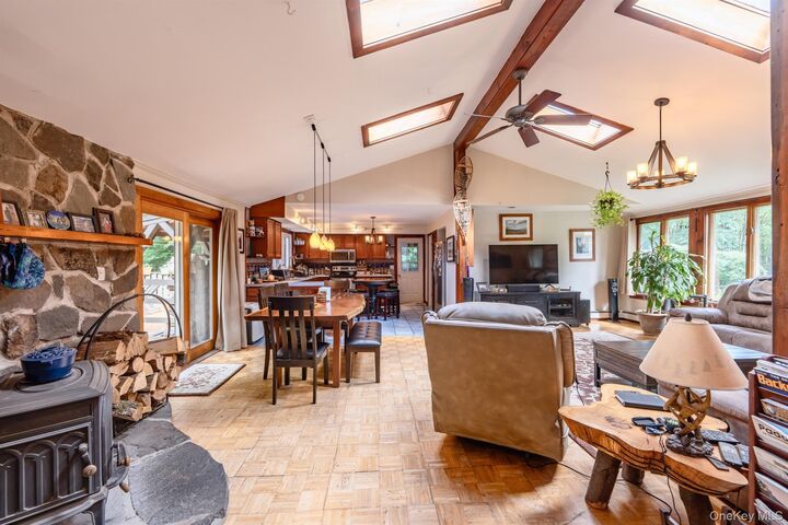 Property Photo:  104 Park Place  NY 12477 