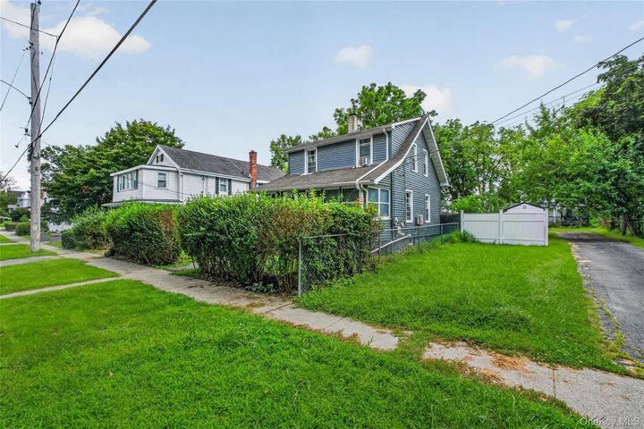 Property Photo:  30 Glenwood Avenue  NY 12603 