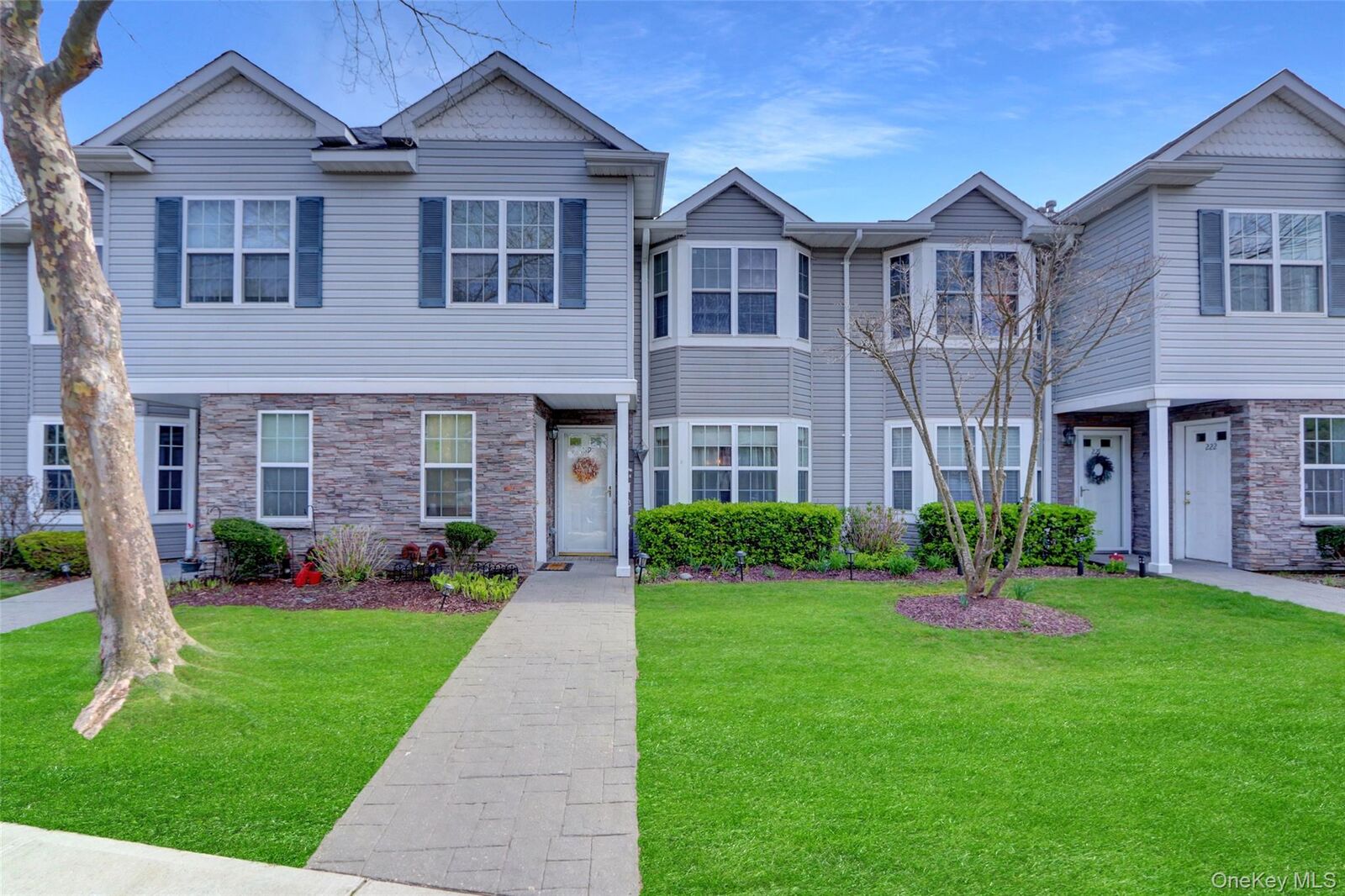 Property Photo:  219 Medea Way  NY 11722 