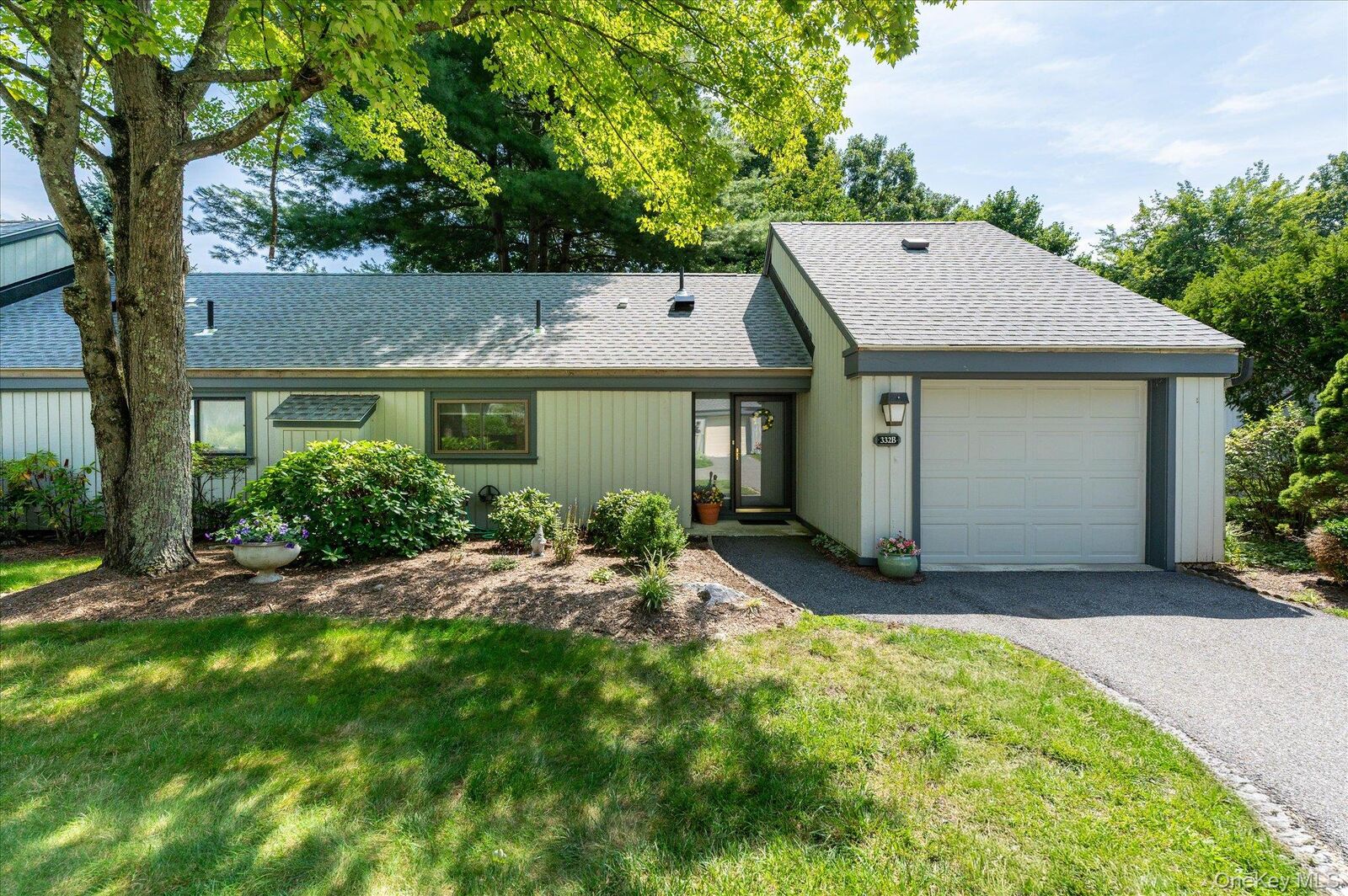 Property Photo: 332 Heritage Hills B NY 10589