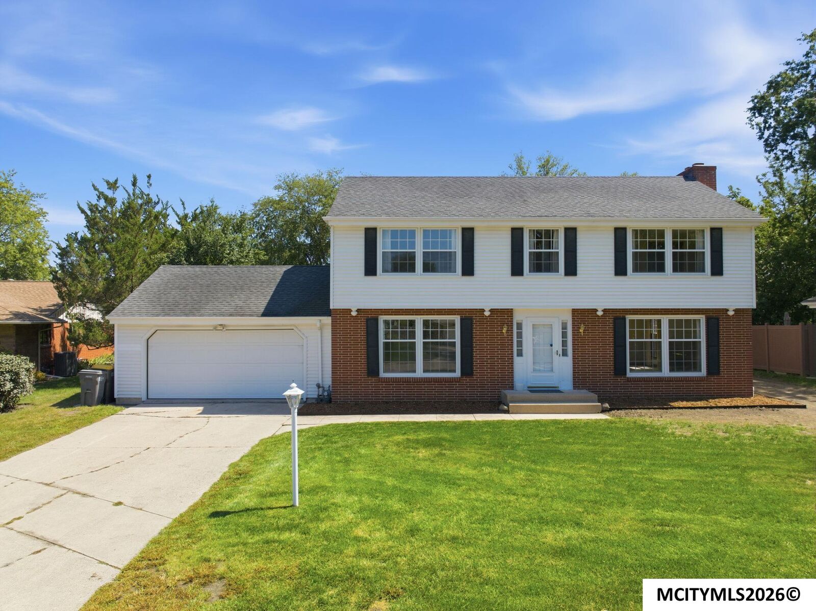 Property Photo:  173 Parkridge Dr  IA 50401 
