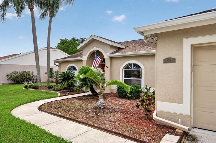 Property Photo: 5924 Java Plum Lane FL 34203