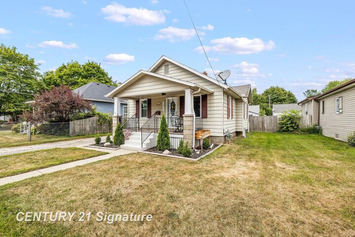 Property Photo: 1834 Allegan Street MI 48602