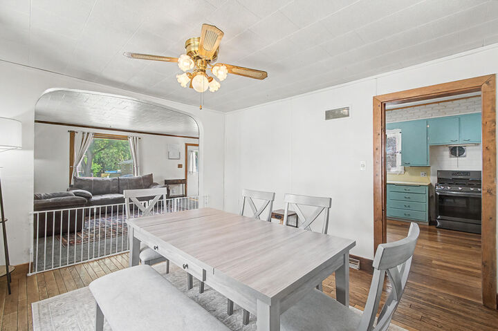 Property Photo:  405 Jackson St  WI 53538 