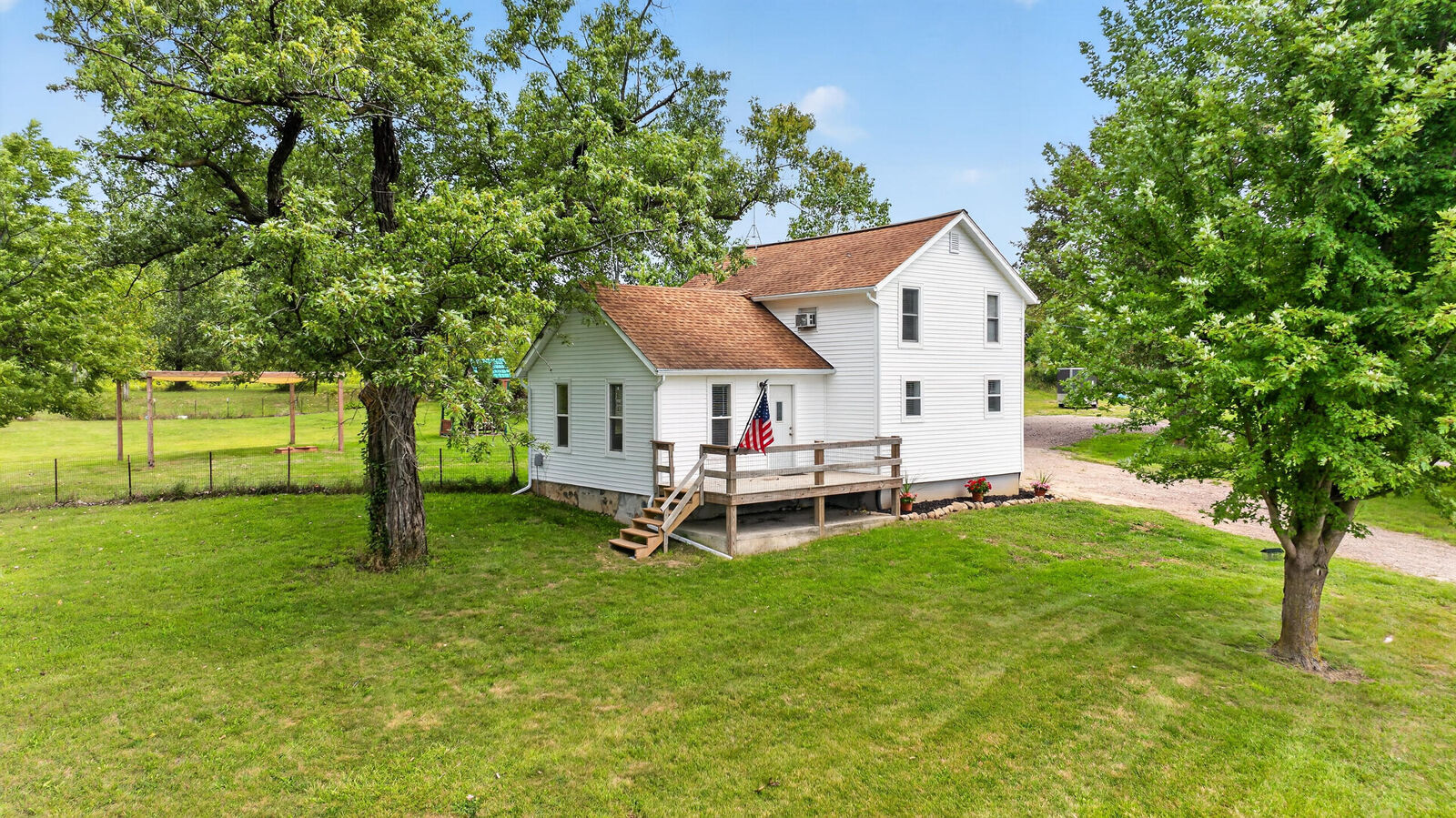 Property Photo:  20626 Waldo Road  MI 48118 