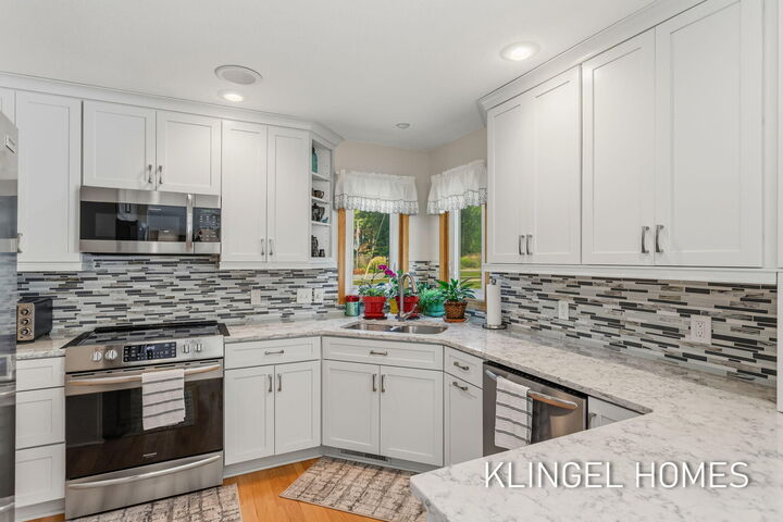 Property Photo: 11984 Chickory Drive MI 49417