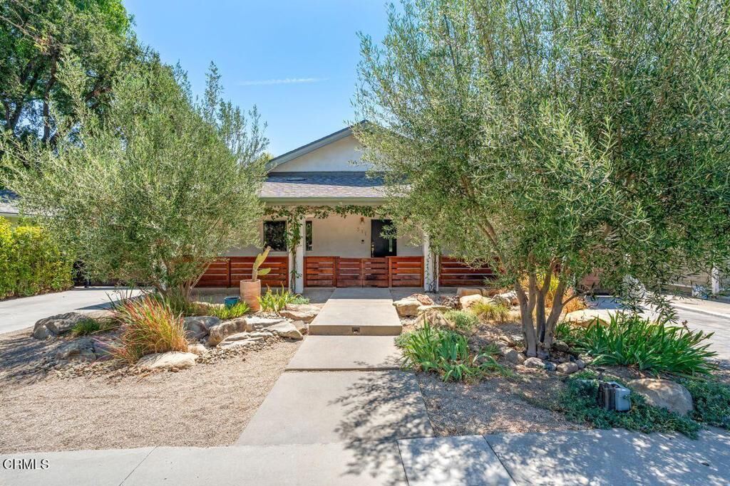 Property Photo:  511 E Aliso Street  CA 93023 