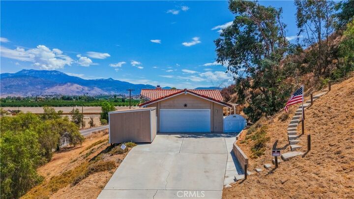 Property Photo:  42395 Stetson Avenue  CA 92544 