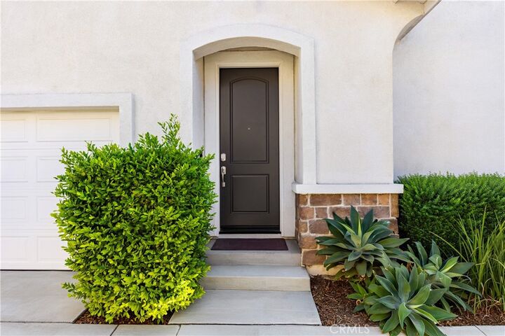 Property Photo: 6101 Sendero CA 92880