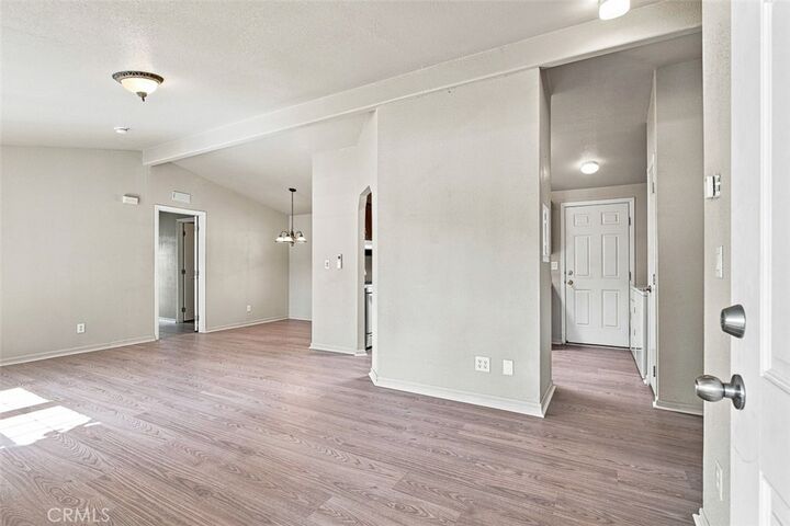 Property Photo:  4201 Topanga Canyon Boulevard 21  CA 91364 