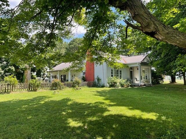 Property Photo:  15042 Owens Chapel Rd  TN 37188 