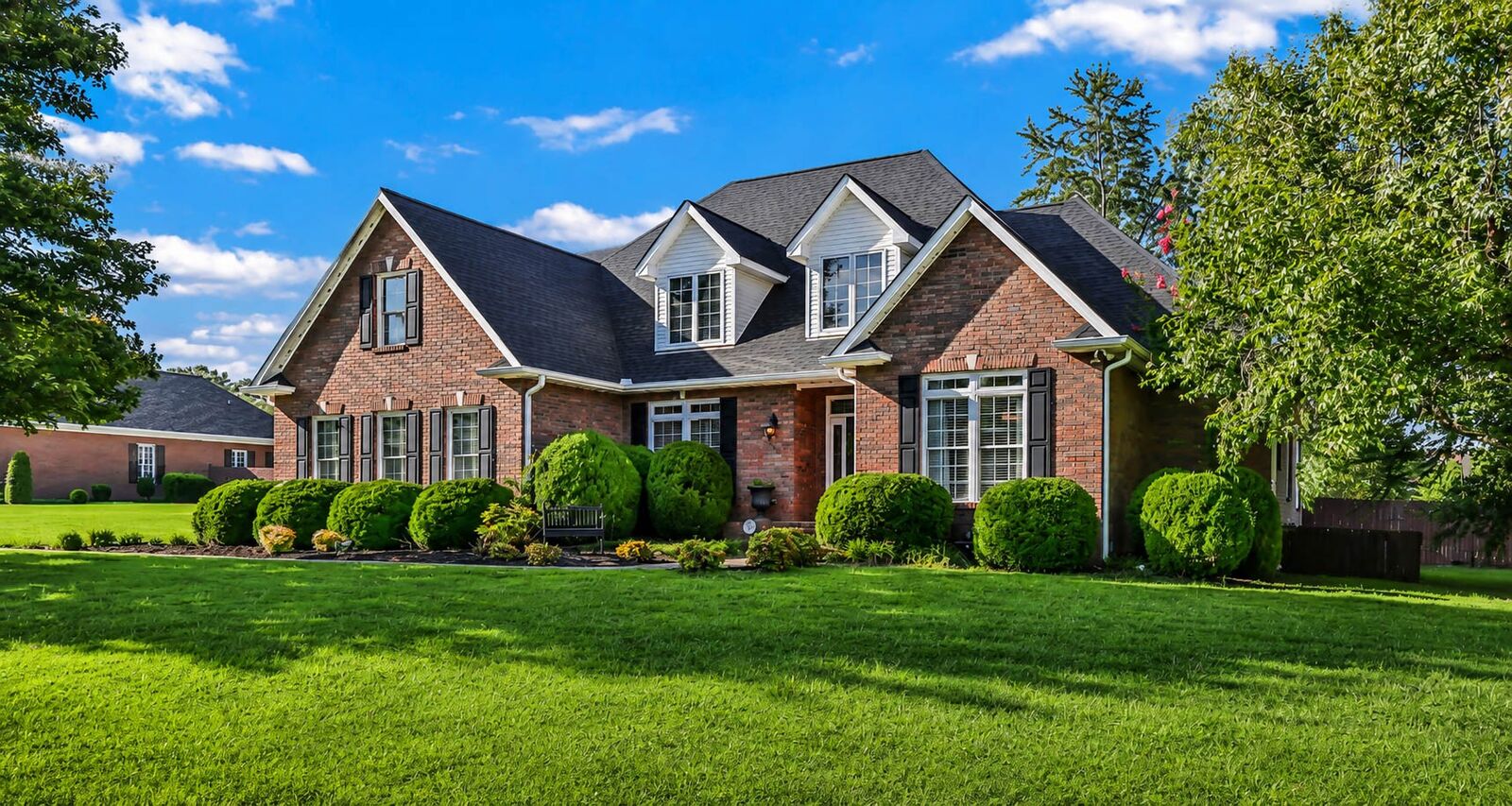Property Photo:  142 Indian Hills Dr  TN 37043 