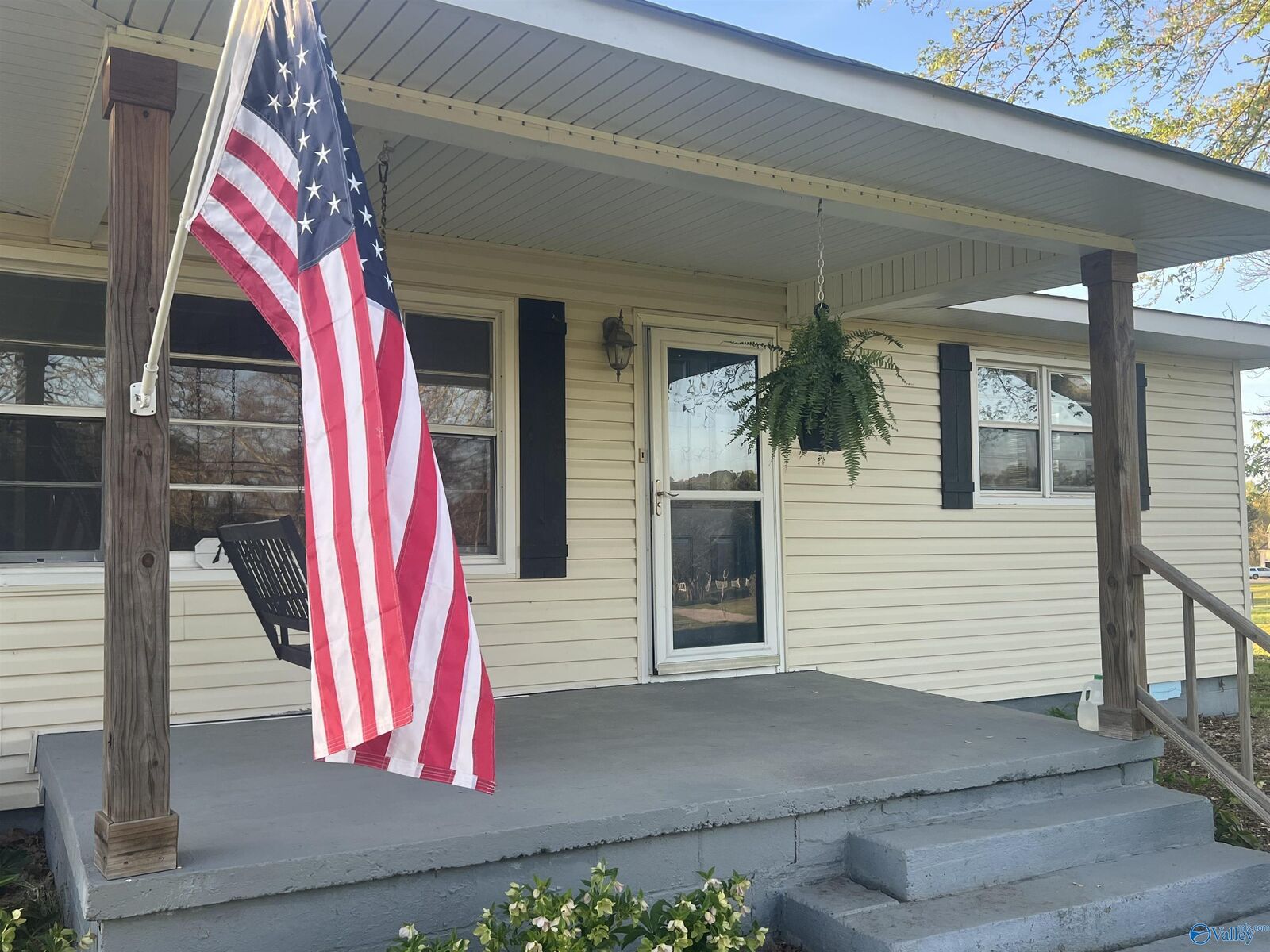 Property Photo:  1481 Lowery Road  AL 35016 