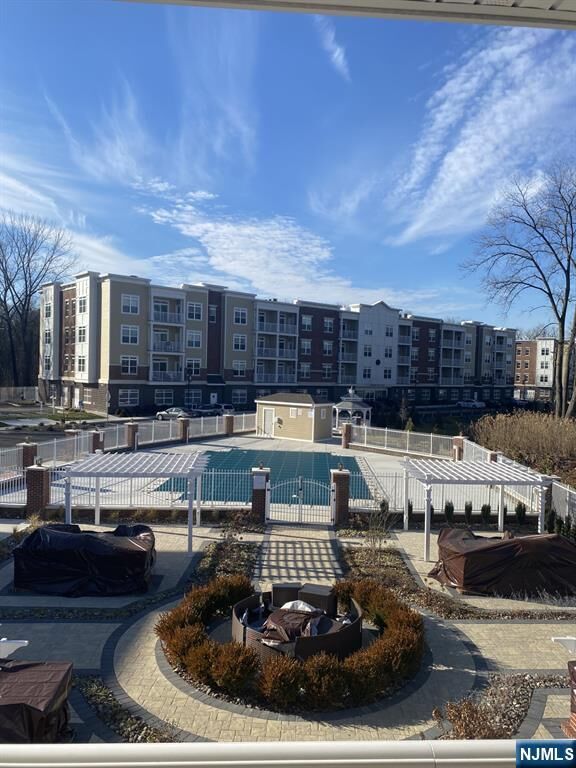 Property Photo:  5 Soldier Hill Road 313  NJ 07652 