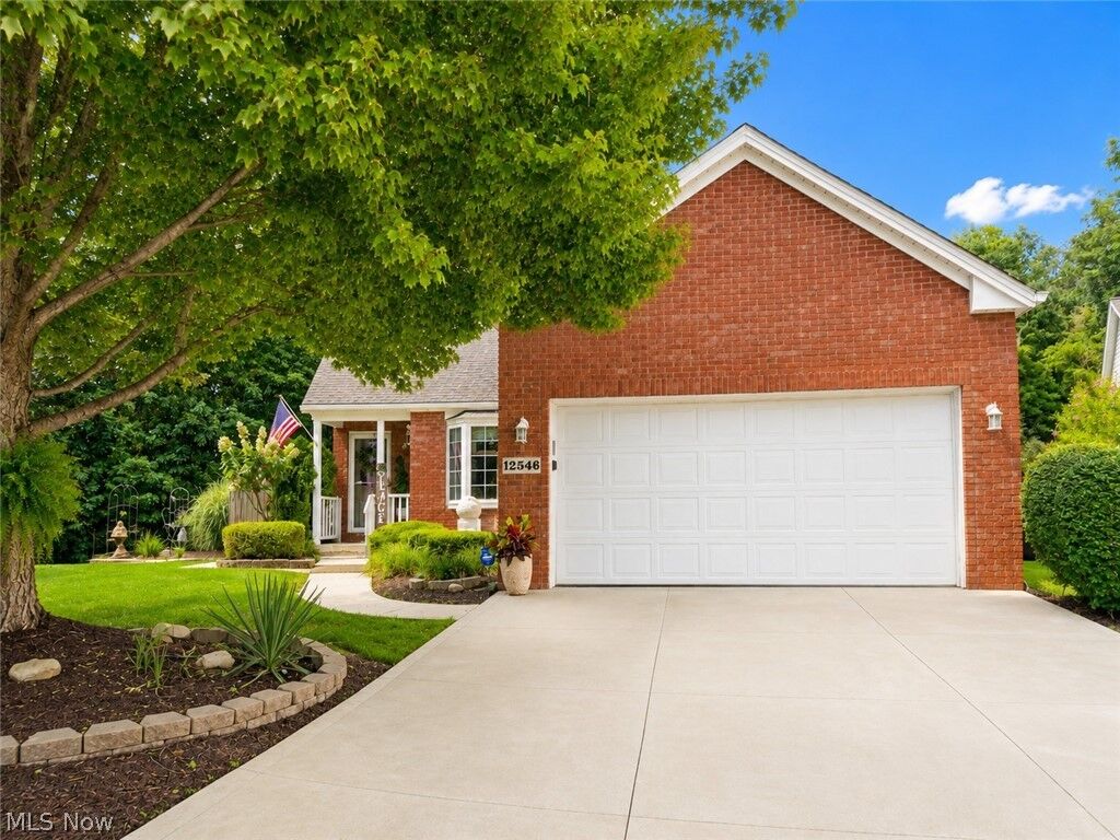 Property Photo: 12546 Woodberry Lane OH 44149