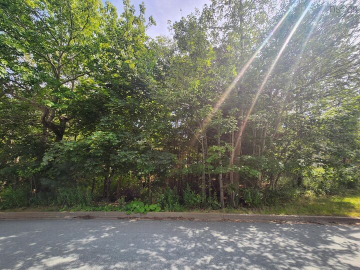 Property Photo:  1 Pinehaven Drive  NS B3P 1Y9 