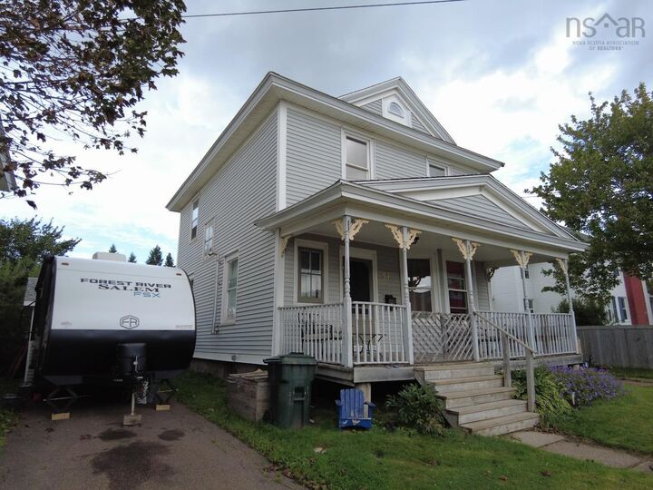 Property Photo: 54 Prince Arthur Street NS B4H 1W1