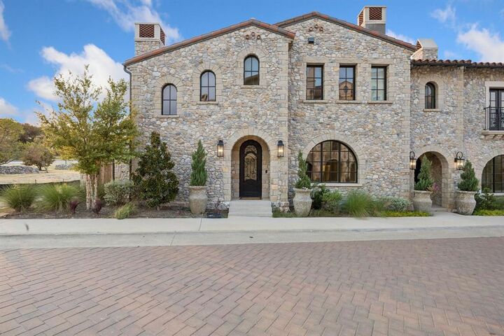 Property Photo: 76 Cortes Drive TX 76262