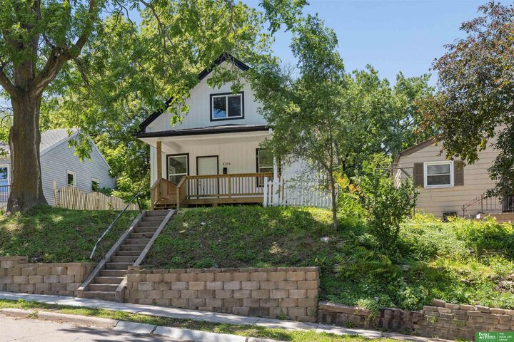 Property Photo: 4126 N 43 Street NE 68111
