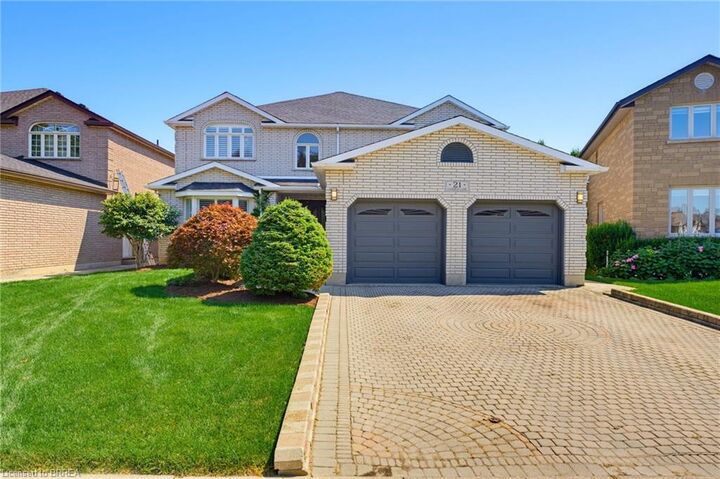21 Cameron Lane — photo 1