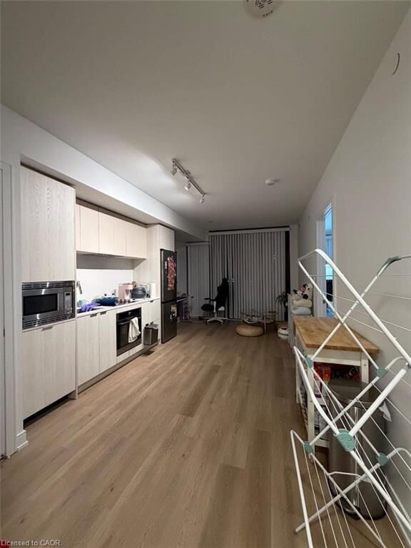 Property Photo: 3009 Novar Road 530 ON L5B 0P9