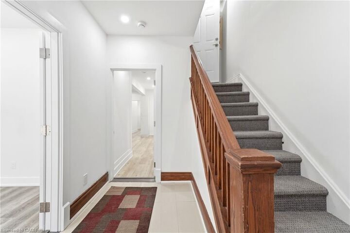 Property Photo: 968 Main Street E Main ON L8M 1M8