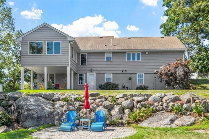 Property Photo:  94 Marmion Way  MA 01966 