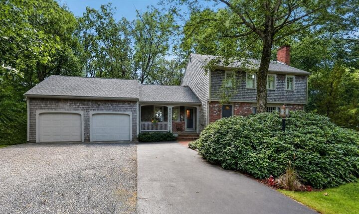 Property Photo: 290 Grove St MA 02061