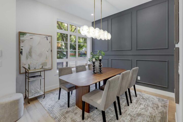Photo de la propriété: 2042 56 Avenue SW AB T3E 1M8