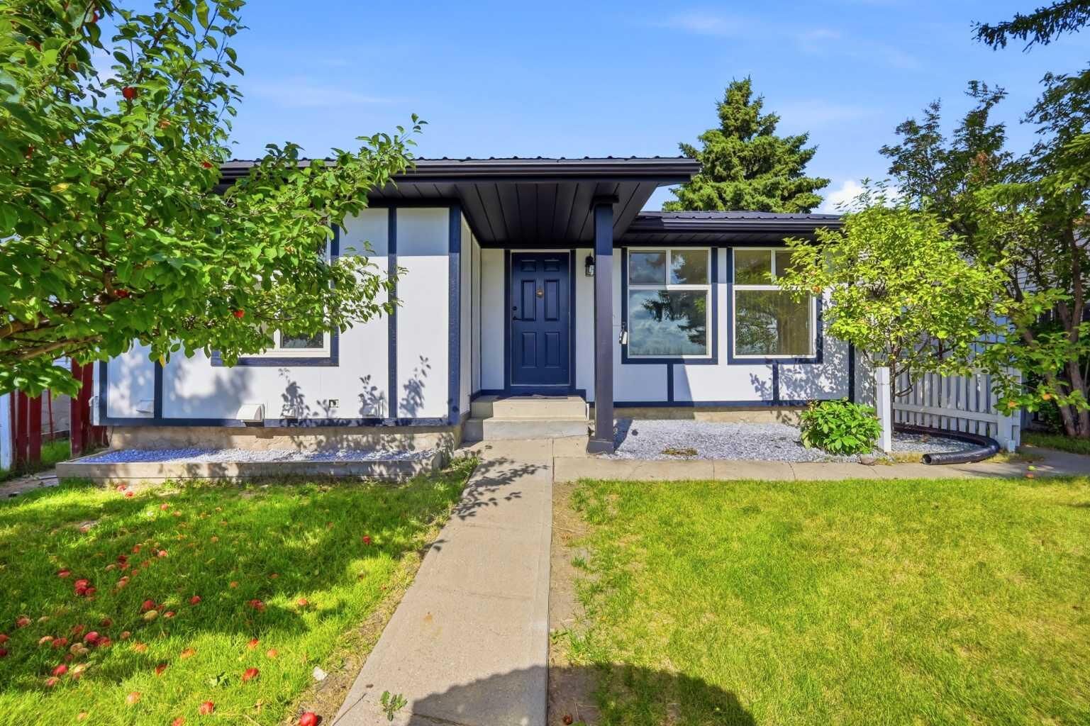 Property Photo:  219 Falwood Way NE  AB T3J 1A9 