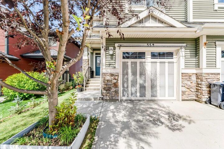 Property Photo: 359 Sunrise View AB T4C 0Z8