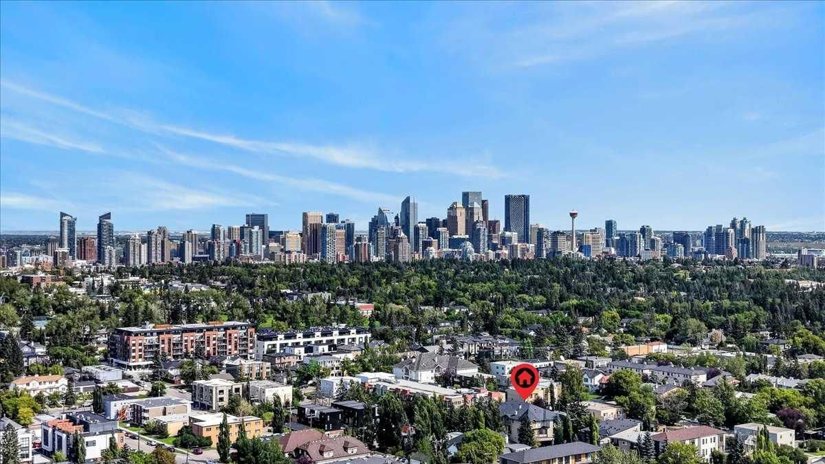 Property Photo: 3704 15A Street SW 101 AB T2T 4C3