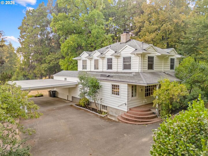 Property Photo: 2300 Childs Rd OR 97034