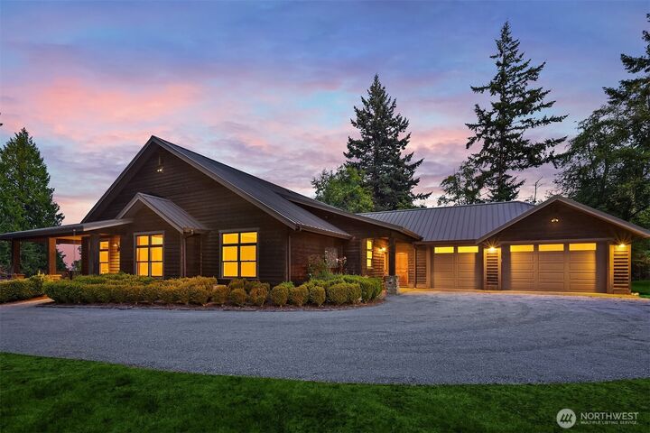 Property Photo:  6754  Owl Lane  WA 98236 
